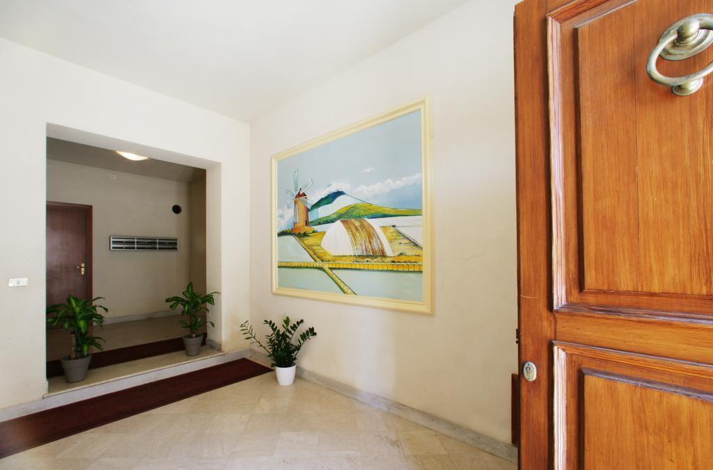 Scudaniglio Apartments ตราปานี ห้อง รูปภาพ